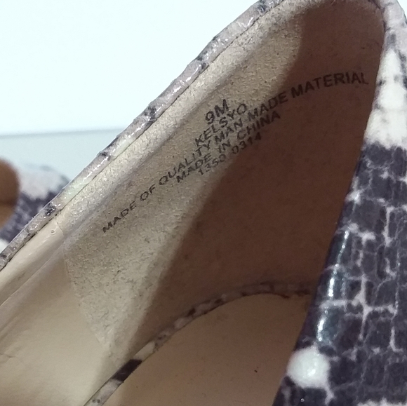☆☆SOLD☆☆ Nine West Kelsyo Women's Vegan Leather Snakeskin Pumps - Picture 7 of 7